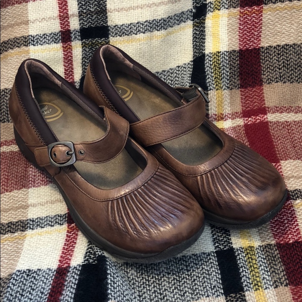Dansko Kitty Brown Mary Jane style Size 42